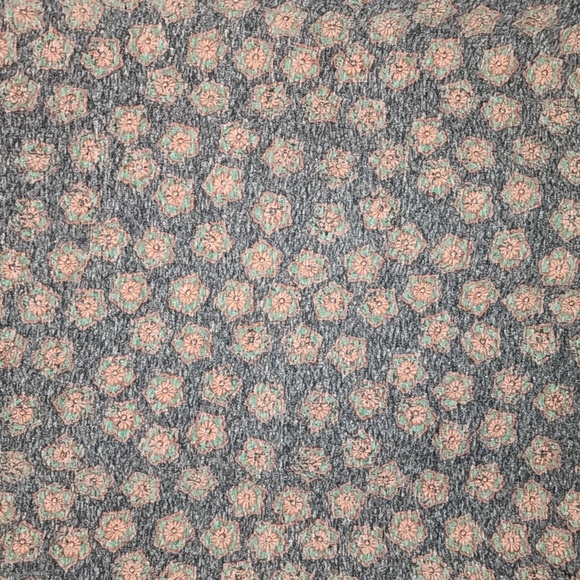 Lularoe Classic - Picture 2 of 3